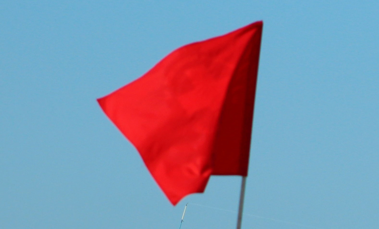 6 Red Flags: Avoid Becoming Invisible in the Dark Reading Room